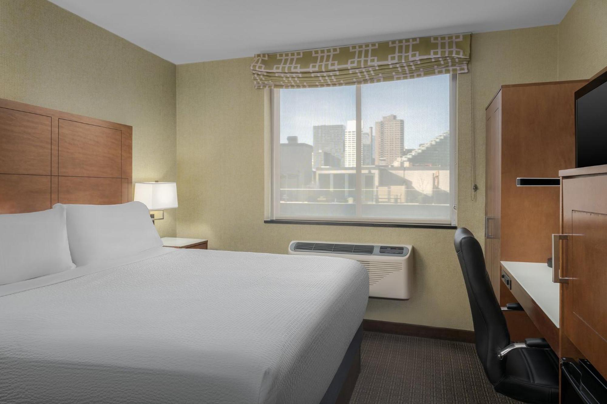 Hotel Express Manhattan Midtown West By Ihg 3*